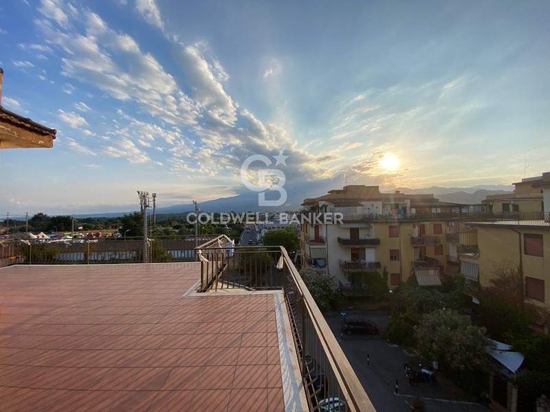 Attico in Vendita a Giardini Naxos, 129'000&euro;, 65 m²