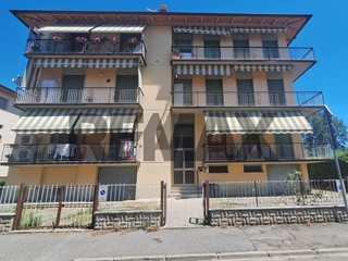 Appartamento in Vendita a Arezzo, 190'000&euro;, 130 m²