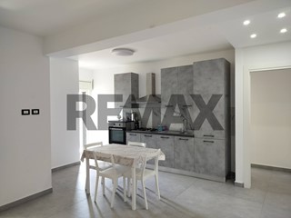 Appartamento in Vendita a Gravina di Catania, 110'000&euro;, 90 m²