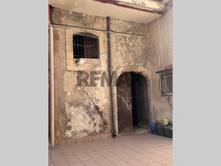 Monolocale in Vendita a Siracusa, 38'000&euro;, 75 m²