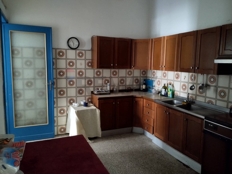 Appartamento in Vendita a Rosolini, 71'000&euro;, 160 m²