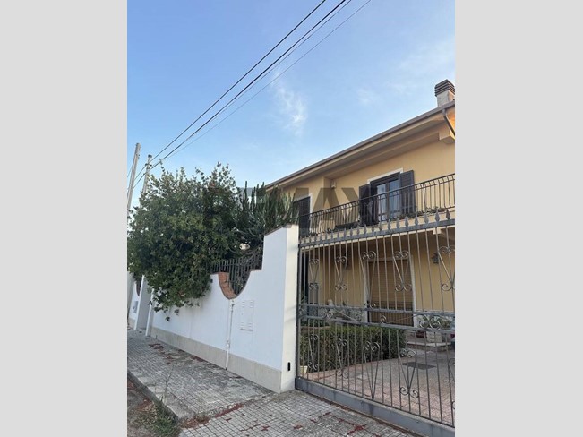 Trilocale in Affitto a Siracusa, 600&euro;, 110 m²
