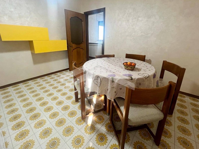 Trilocale in Affitto a Campobasso, 400&euro;, 65 m²