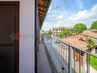 Trilocale in Vendita a Cesano Boscone, 100 m²