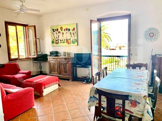 Appartamento in Vendita a Porto Azzurro, 430'000&euro;, 181 m²