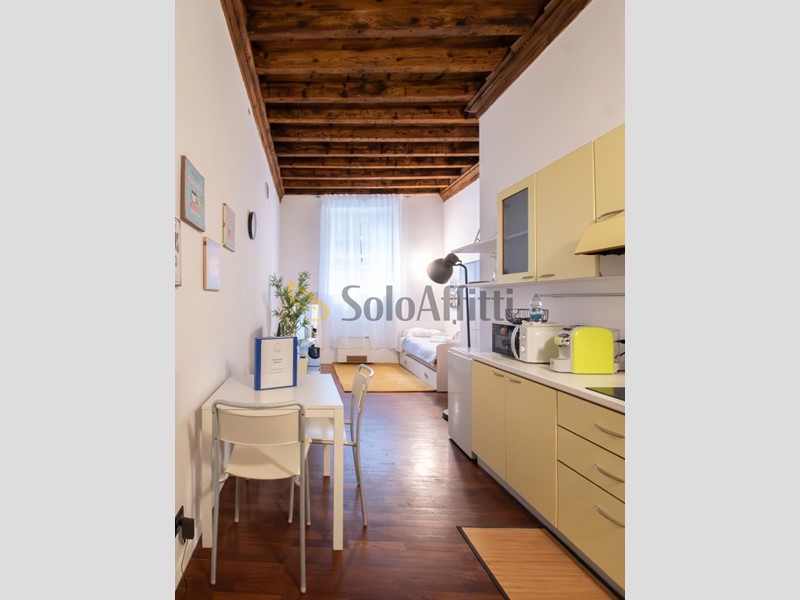 Monolocale in Affitto a Brescia, 700&euro;, 30 m², arredato