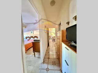 Appartamento in Vendita a Siracusa, zona Panagia, 75'000&euro;, 112 m², con Box