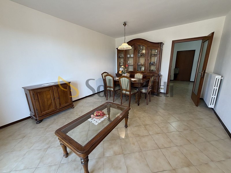 Appartamento in Affitto a Cava Manara, 650&euro;, 100 m², con Box