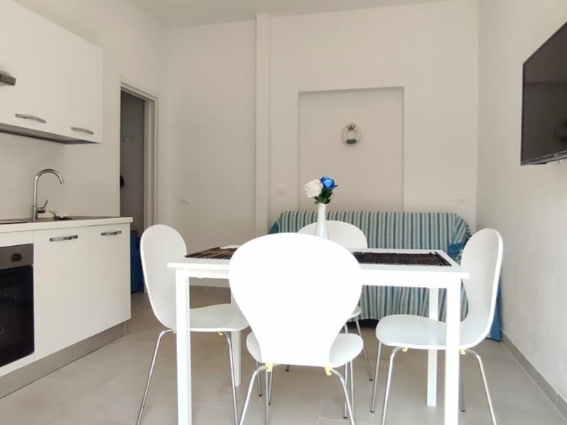 Bilocale in Affitto a Massa, zona Marina di Massa, 550&euro;, 40 m², arredato