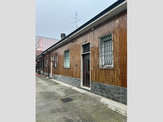 Bilocale in Vendita a Pioltello, zona Seggiano, 91'500&euro;, 99 m²