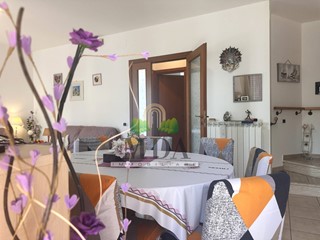 Appartamento in Vendita a Tortoreto, 260'000&euro;, 120 m²