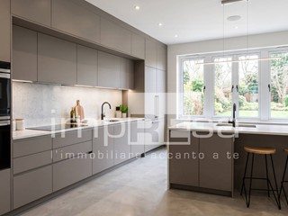 Appartamento in Vendita a Refrontolo, 419'000&euro;, 188 m²