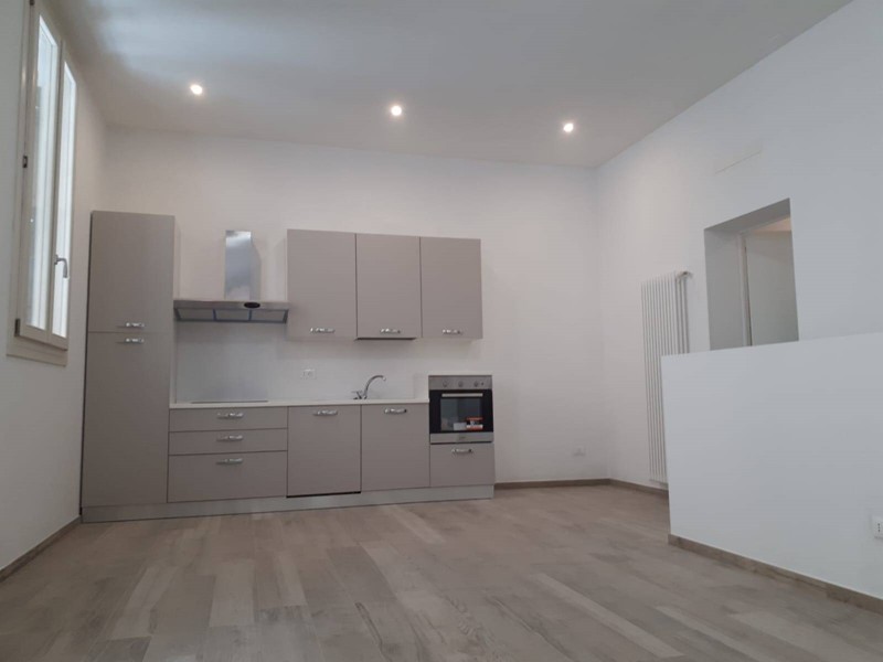 Trilocale in Affitto a Faenza, 750&euro;, 120 m²