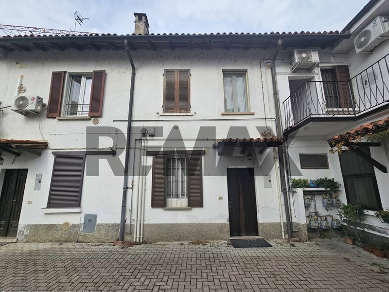 Bilocale in Vendita a Pavia, 97'000&euro;, 58 m²