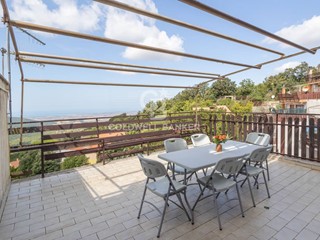 Bilocale in Vendita a Allumiere, 55'000&euro;, 66 m²