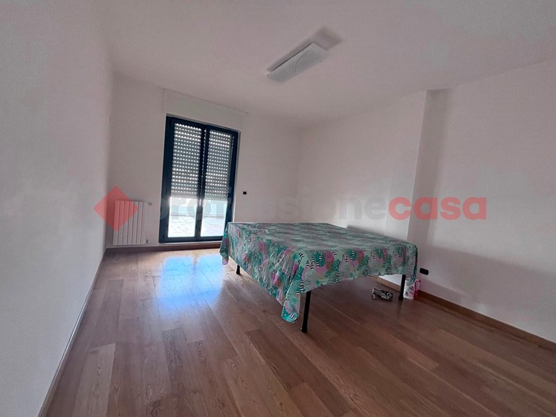 Bilocale in Affitto a Bari, 750&euro;, 54 m², arredato