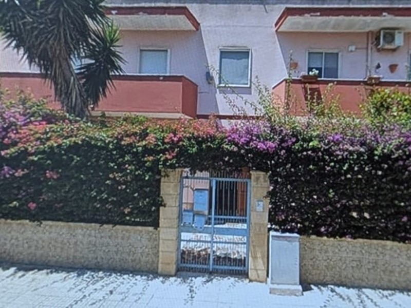 Quadrilocale in Affitto a Brindisi, 850&euro;, 130 m², arredato
