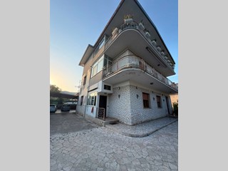 Trilocale in Affitto a Cassino, 650&euro;, 122 m²