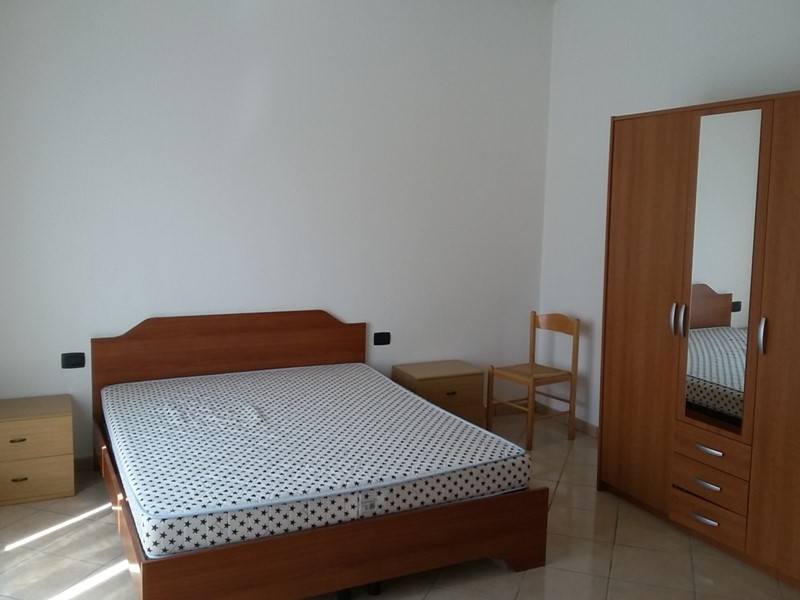 Quadrilocale in Affitto a Vizzola Ticino, 900&euro;, 90 m², arredato, con Box