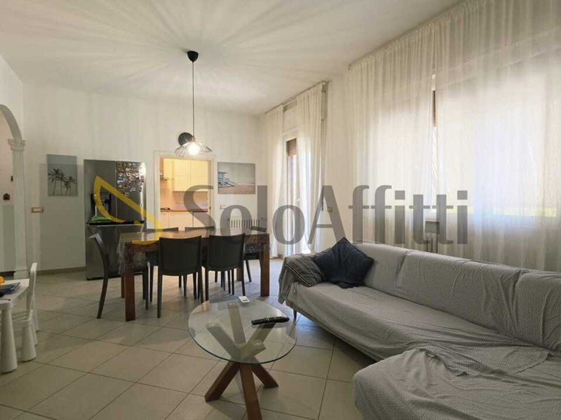 Quadrilocale in Affitto a Forlimpopoli, zona Bennet, 650&euro;, 94 m², con Box