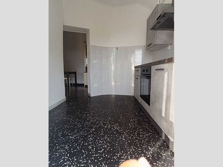 Trilocale in Affitto a Savona, zona Marmorassi, 550&euro;, 45 m², arredato
