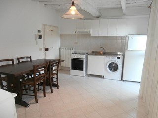 Bilocale in Affitto a Colle di Val D'Elsa, 400&euro;, 40 m², arredato