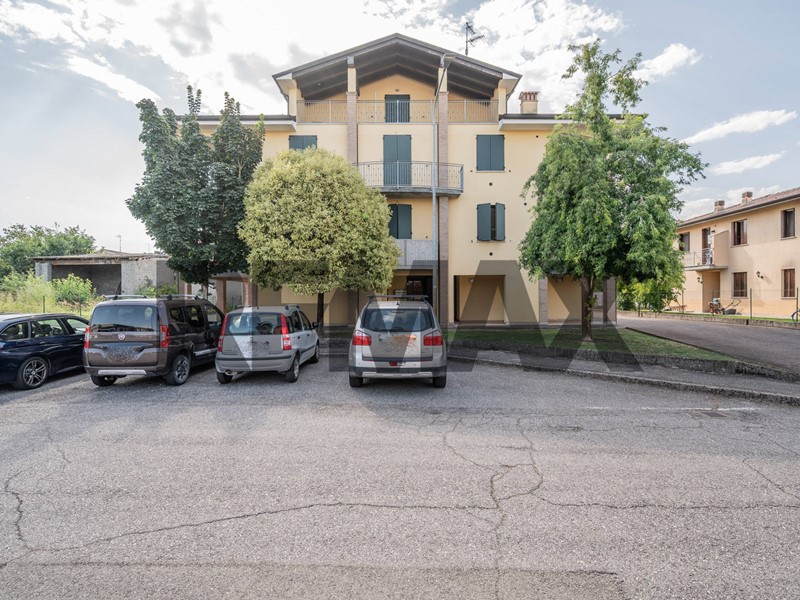 Trilocale in Vendita a Dosolo, 138'000&euro;, 76 m²