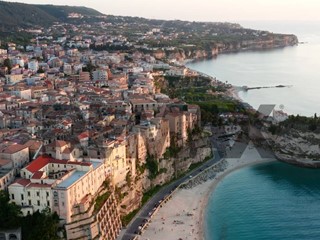 Appartamento in Vendita a Tropea, 1'100'000&euro;, 230 m²