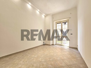 Bilocale in Vendita a Marino, 135'000&euro;, 52 m²