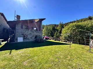 Appartamento in Vendita a Morgex, zona Arpy, 500'000&euro;, 201 m², arredato