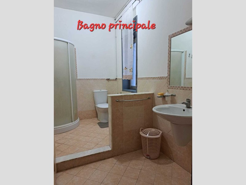 Appartamento in Affitto a Siracusa, zona Tisia Tica Zecchino, 550&euro;, 125 m²