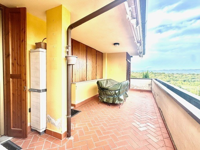 Quadrilocale in Vendita a Arezzo, 200'000&euro;, 80 m², arredato
