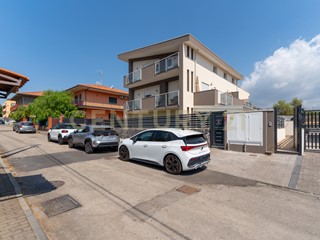 Trilocale in Vendita a San Giovanni la Punta, 160'000&euro;, 75 m², arredato