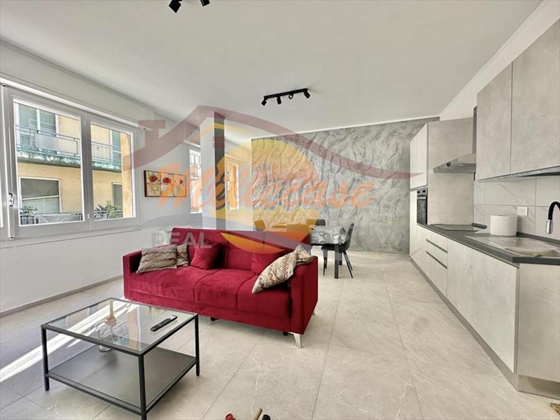 Trilocale in Affitto a Siracusa, zona Adda -Gelone - Borgata, 700&euro;, 85 m², arredato