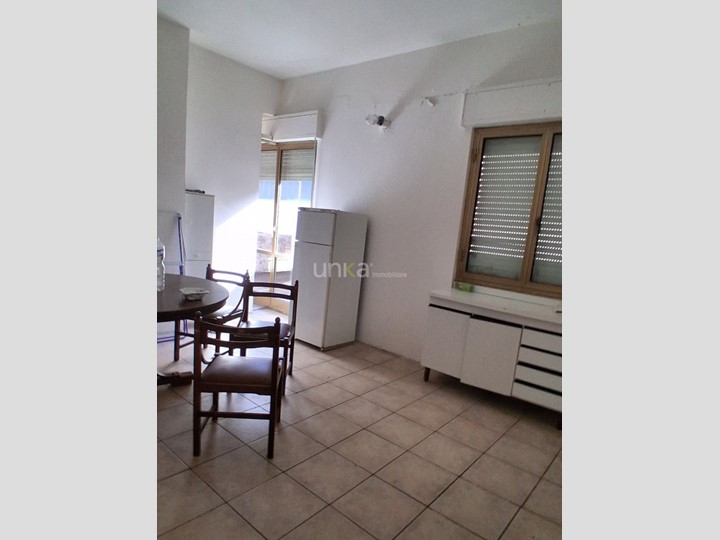 Quadrilocale in Affitto a Jesi, 700&euro;, 130 m²