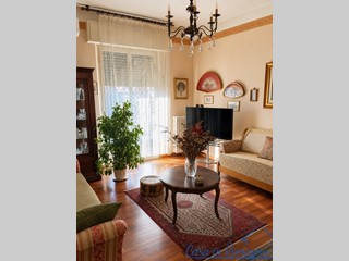 Quadrilocale in Vendita a Rimini, zona Torre Pedrera, 320'000&euro;, 157 m²