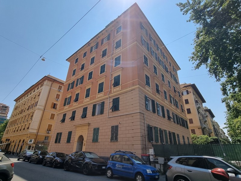 Appartamento in Vendita a Genova, zona Foce, 162'000&euro;, 71 m²