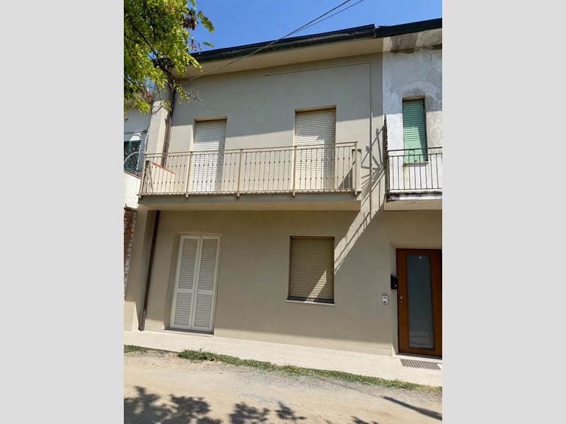 Quadrilocale in Vendita a Ponsacco, 153'000&euro;, 94 m²
