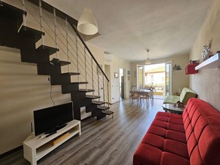 Appartamento in Vendita a Massa, zona Ricortola, 275'000&euro;, 85 m², arredato