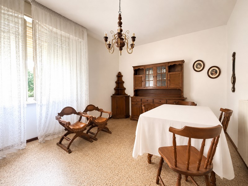 Quadrilocale in Vendita a Cascina, 105'000&euro;, 80 m²