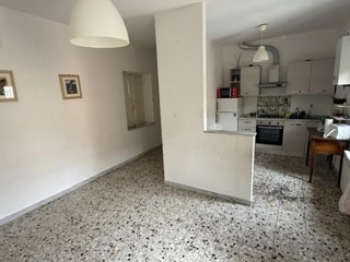 Quadrilocale in Vendita a Calci, 137'000&euro;, 75 m²