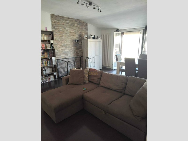 Quadrilocale in Vendita a Palombara Sabina, 125'000&euro;, 97 m²