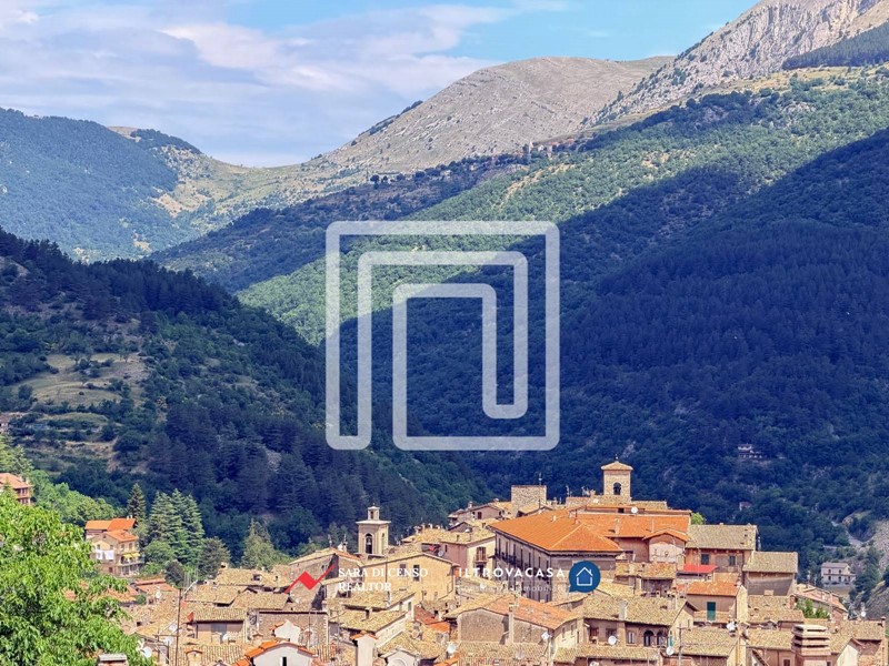 Trilocale in Vendita a Scanno, 87'500&euro;, 61 m²