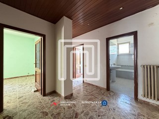 Quadrilocale in Vendita a Sulmona, 39'000&euro;, 110 m²