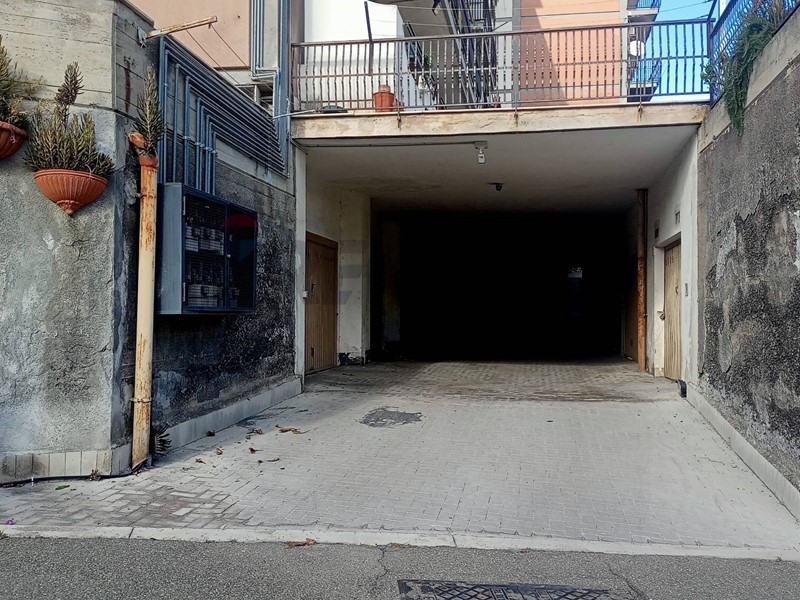 Loft in Vendita a Catania, 70'000&euro;, 105 m²