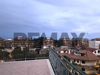 Appartamento in Vendita a Giarre, 83'000&euro;, 85 m²