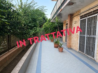 Trilocale in Vendita a Napoli, 230'000&euro;, 120 m²