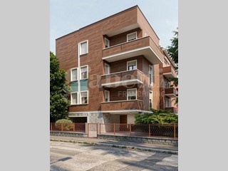 Quadrilocale in Vendita a Bologna, 398'000&euro;, 110 m²