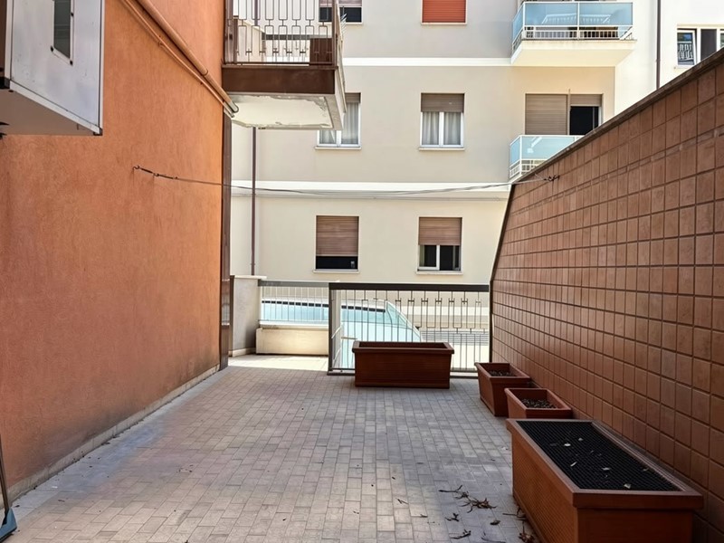 Appartamento in Vendita a Pescara, 395'000&euro;, 198 m²