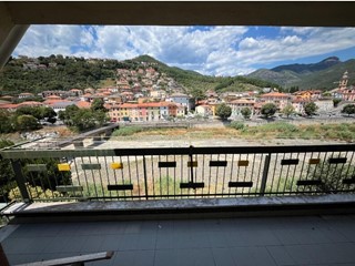 Quadrilocale in Vendita a Casarza Ligure, 165'000&euro;, 85 m²